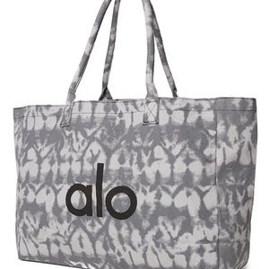 NWT Alo Shopper Tote